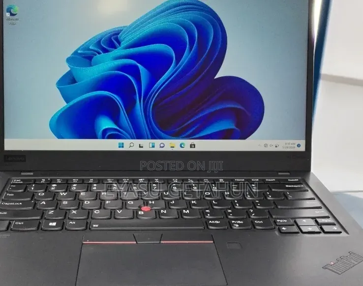 New Laptop Lenovo ThinkPad X1 Carbon 8GB Intel Core i5 SSD 512GB