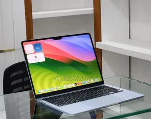 New Apple MacBook Air 2025 M4 15-inch 16GB Intel Core i5 SSD 256GB