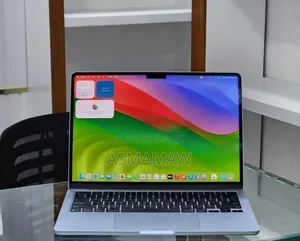 New Apple MacBook Air 2025 M4 15-inch 16GB Intel Core i5 SSD 256GB