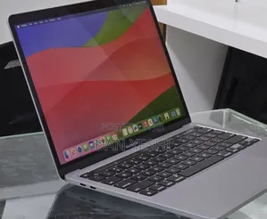 New Laptop Apple MacBook Pro 2020 M1 8GB Apple M1 SSD 512GB