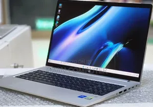 New Laptop HP EliteBook 840 G10 16GB Intel Core i7 SSD 1T