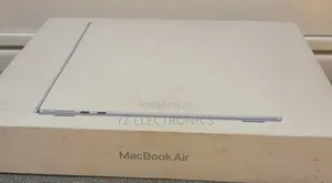 New Apple MacBook Air 2025 M4 13-inch 16GB Intel Core i9 SSD 256GB