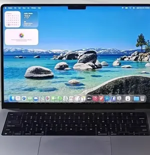 New Laptop Apple MacBook Pro 16GB AMD A8 SSD 512GB