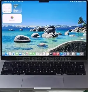 New Laptop Apple MacBook Pro 16GB AMD A8 SSD 512GB