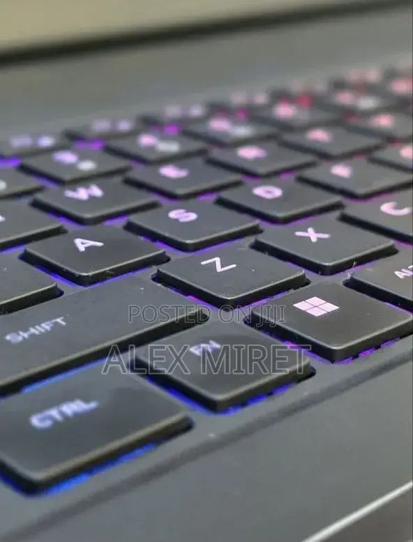New Laptop Alienware X16 16GB Intel Core i9 SSD 1T