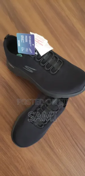 Skechers Go Walk