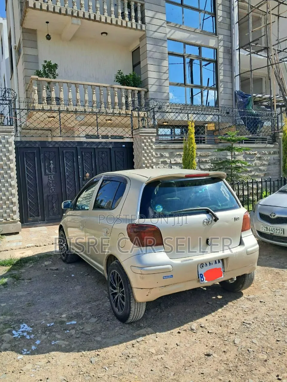Toyota Vitz 2002 Gold