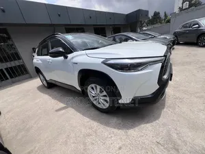 New Toyota Corolla Cross Hybrid 2023 White
