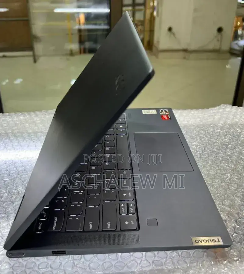 New Laptop Lenovo Yoga 2 16GB AMD Ryzen 7 SSD 512GB