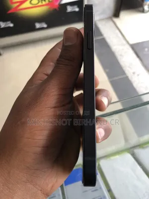 New Apple iPhone 12 64 GB Black