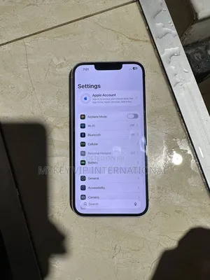 Apple iPhone 13 128 GB White