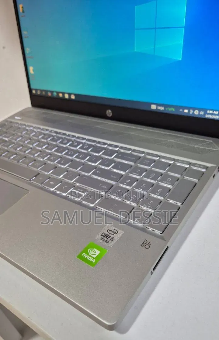 New Laptop HP Pavilion 15 8GB Intel Core i5 SSD 512GB