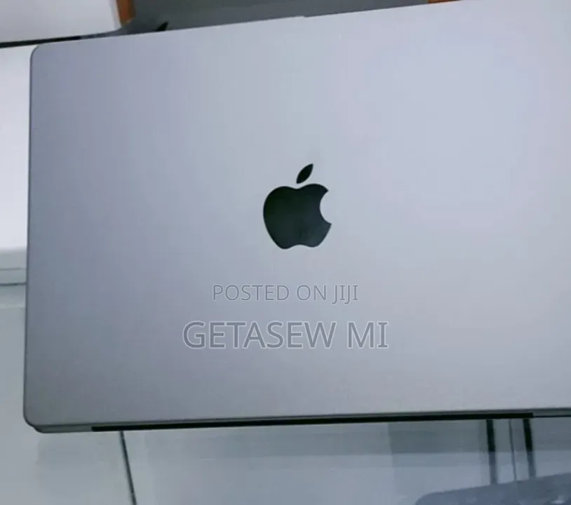 New Laptop Apple MacBook Pro 2020 M1 16GB Apple M1 Pro SSD 1T
