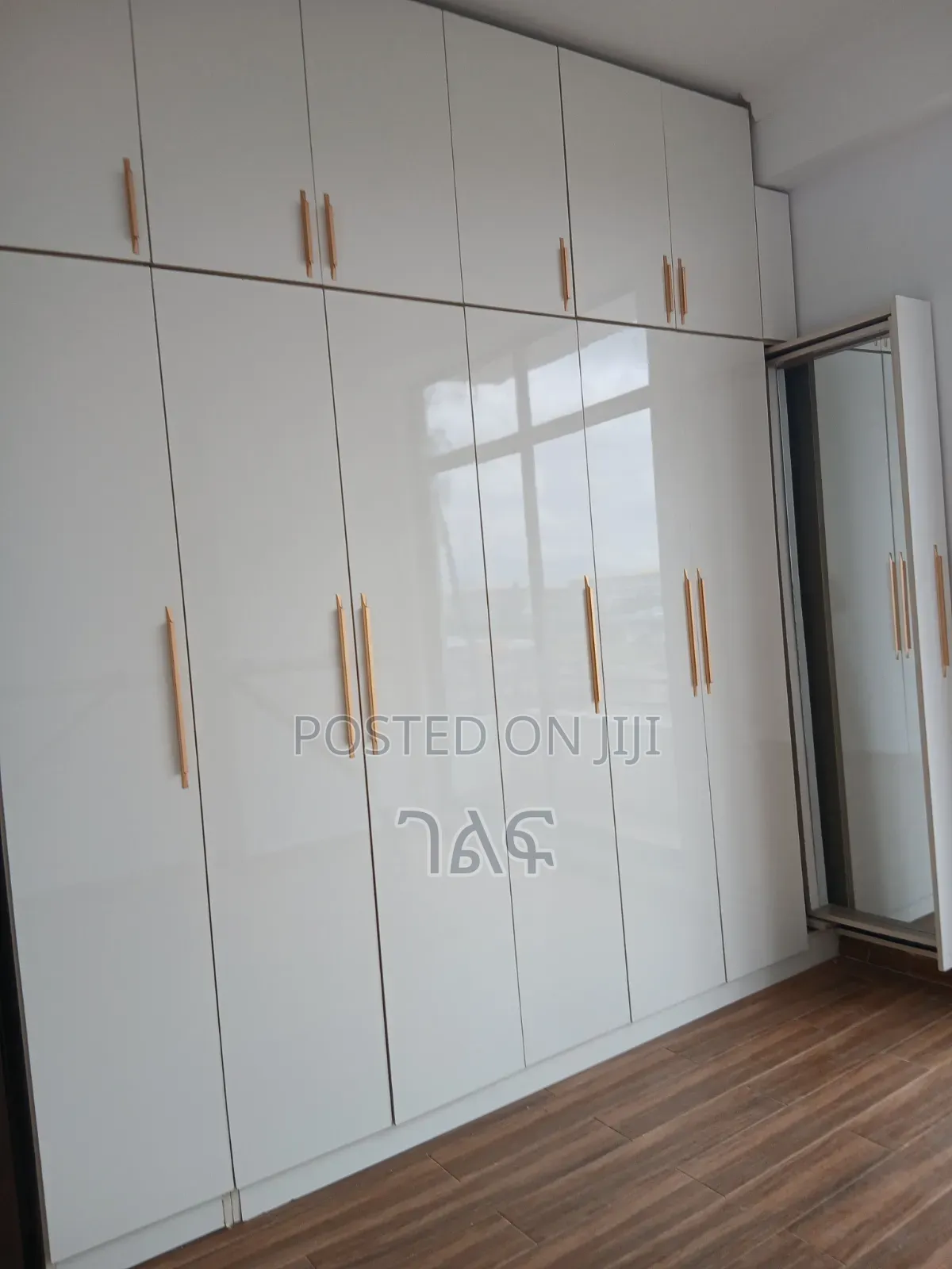 2bdrm Apartment in ሰሚት ኖህ ሪልስቴት ግቢ ውስጥ, Bole for sale