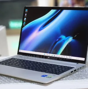 New Laptop HP EliteBook 860 G10 16GB Intel Core i7 SSD 1T