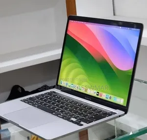 New Laptop Apple MacBook Pro 8GB Intel Core i5 SSD 512GB