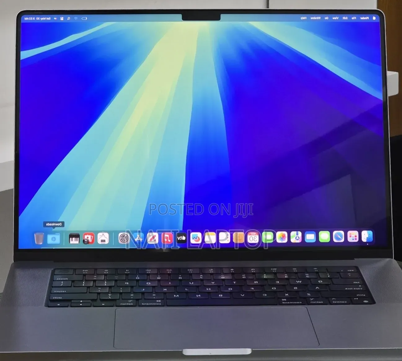 New Laptop Apple MacBook Pro M1 32GB Apple M1 Max SSD 512GB