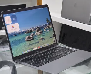 New Laptop Apple MacBook Air 2020 M1 8GB Apple M1 SSD 256GB