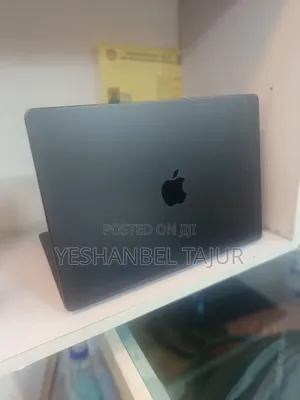 New Laptop Apple MacBook Pro 2025 M5 14-inch 16GB Apple M5 Pro SSD 1T
