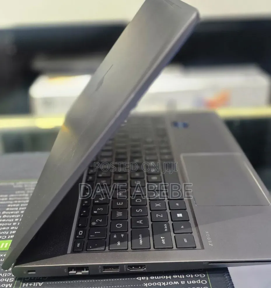 New Laptop HP ZBook 15 16GB Intel Core i7 SSD 512GB