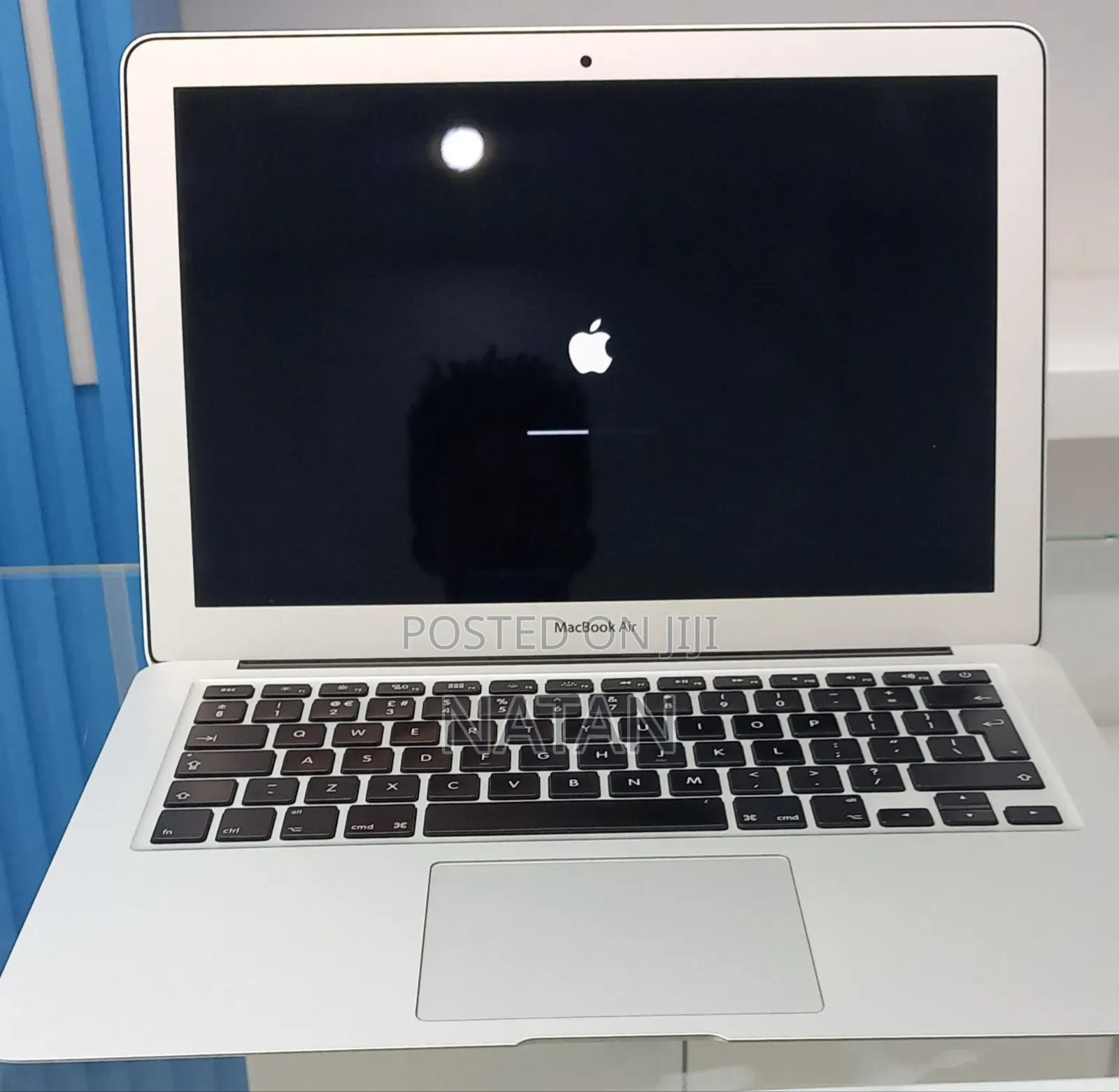 New Laptop Apple MacBook Air 2017 8GB Intel Core i5 SSD 128GB