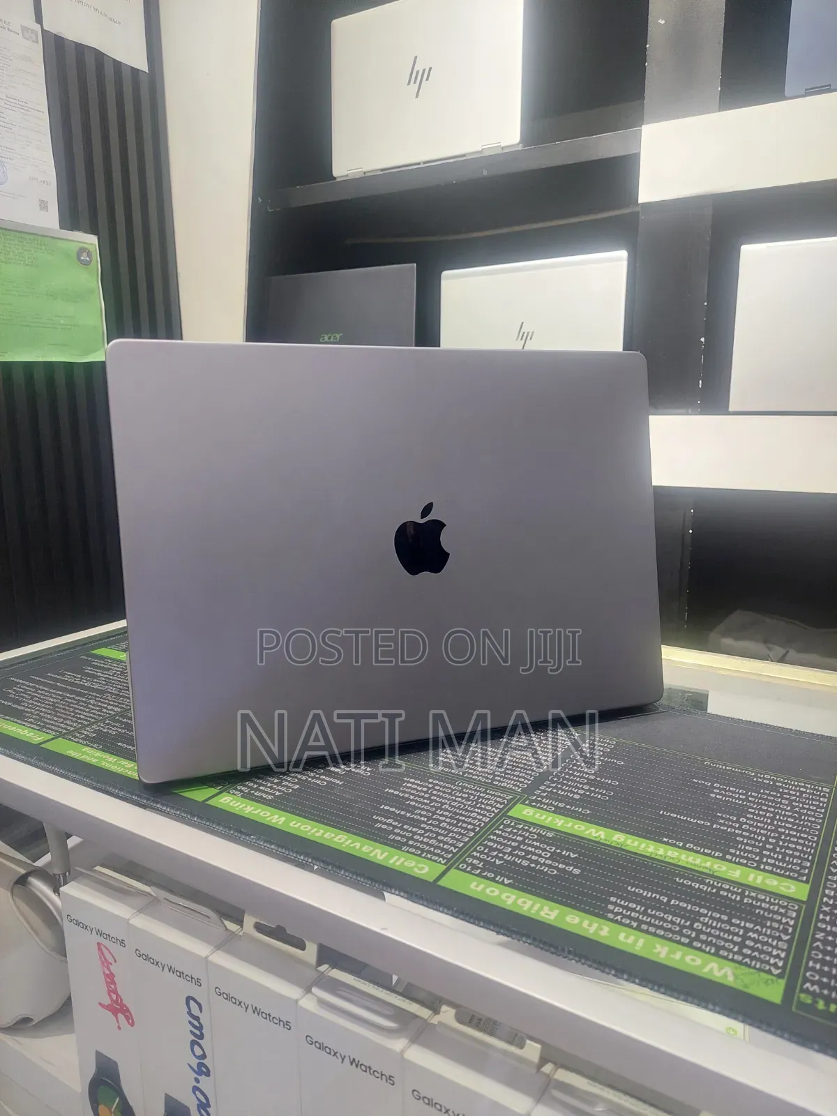 Laptop Apple MacBook Pro 2021 M1 16GB Apple M1 Pro SSD 512GB