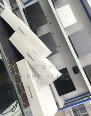 New Laptop Apple MacBook Air 16GB Apple M5 SSD 512GB