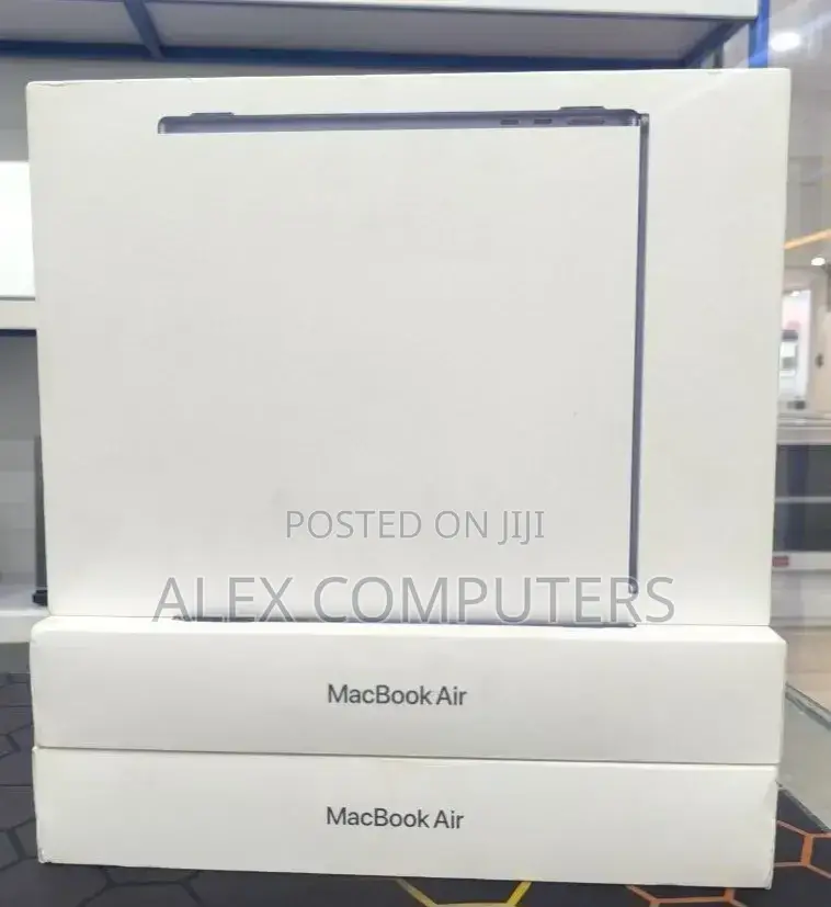 New Laptop Apple MacBook 16GB Apple M5 SSD 512GB