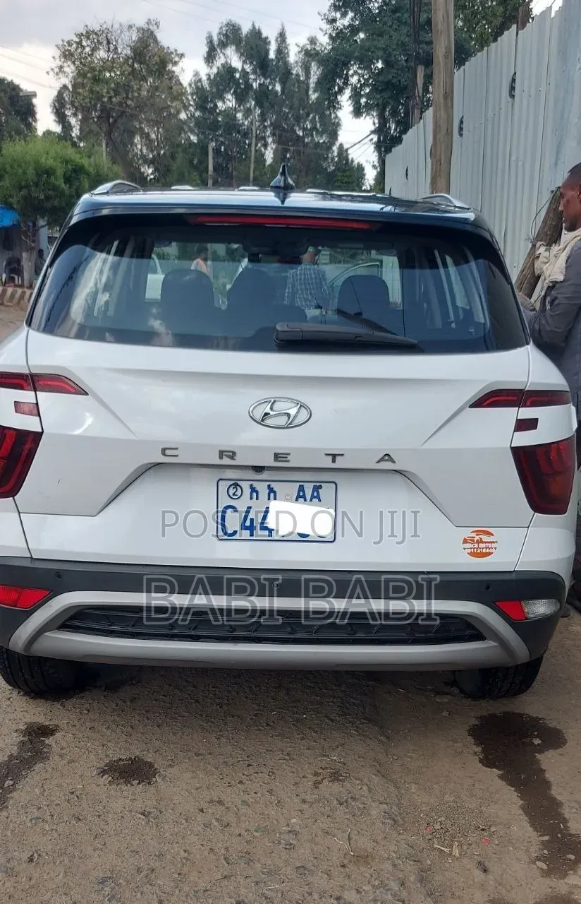 Hyundai Creta 2023 White