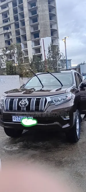 Toyota Land Cruiser 2011 Burgundy