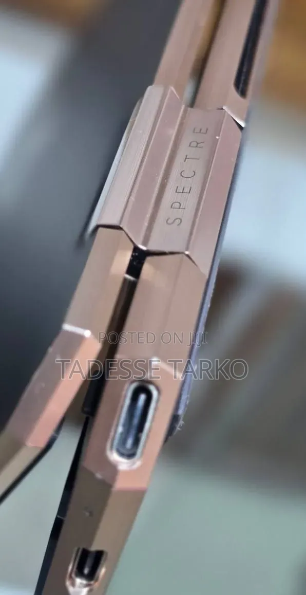 New Laptop HP Spectre 16GB Intel Core i7 SSD 512GB