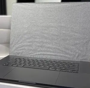 New Laptop Apple MacBook Pro 2019 36GB Intel Core Ultra 9 SSD 1T