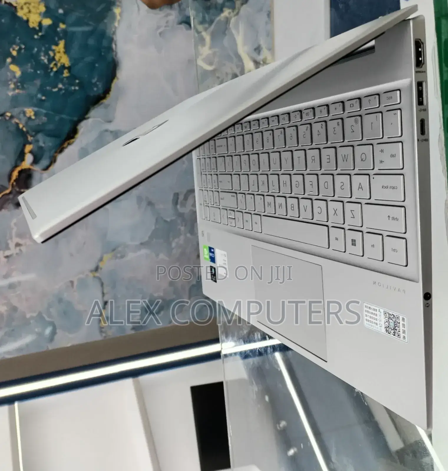 New Laptop HP Pavilion 15 16GB Intel Core i5 SSD 512GB