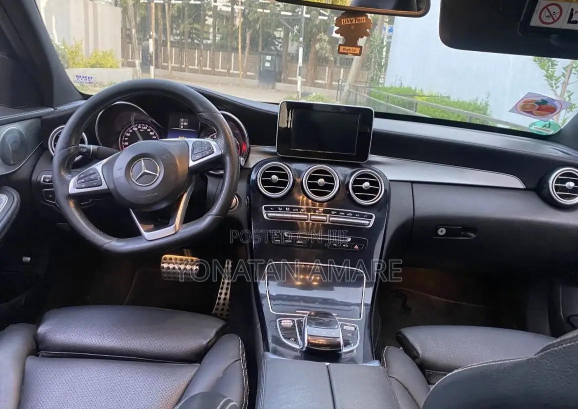 Mercedes-Benz C180 2018 Black