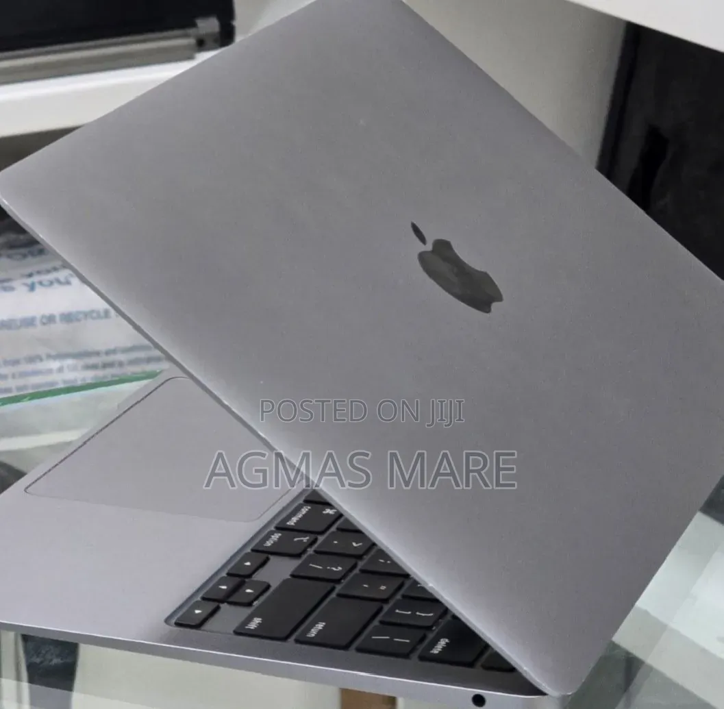 New Laptop Apple MacBook Air 2020 M1 8GB Apple M1 SSD 256GB