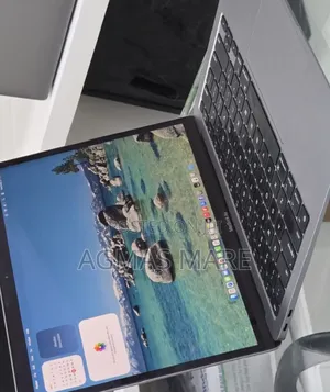 New Laptop Apple MacBook Air 2020 M1 8GB Apple M1 SSD 256GB