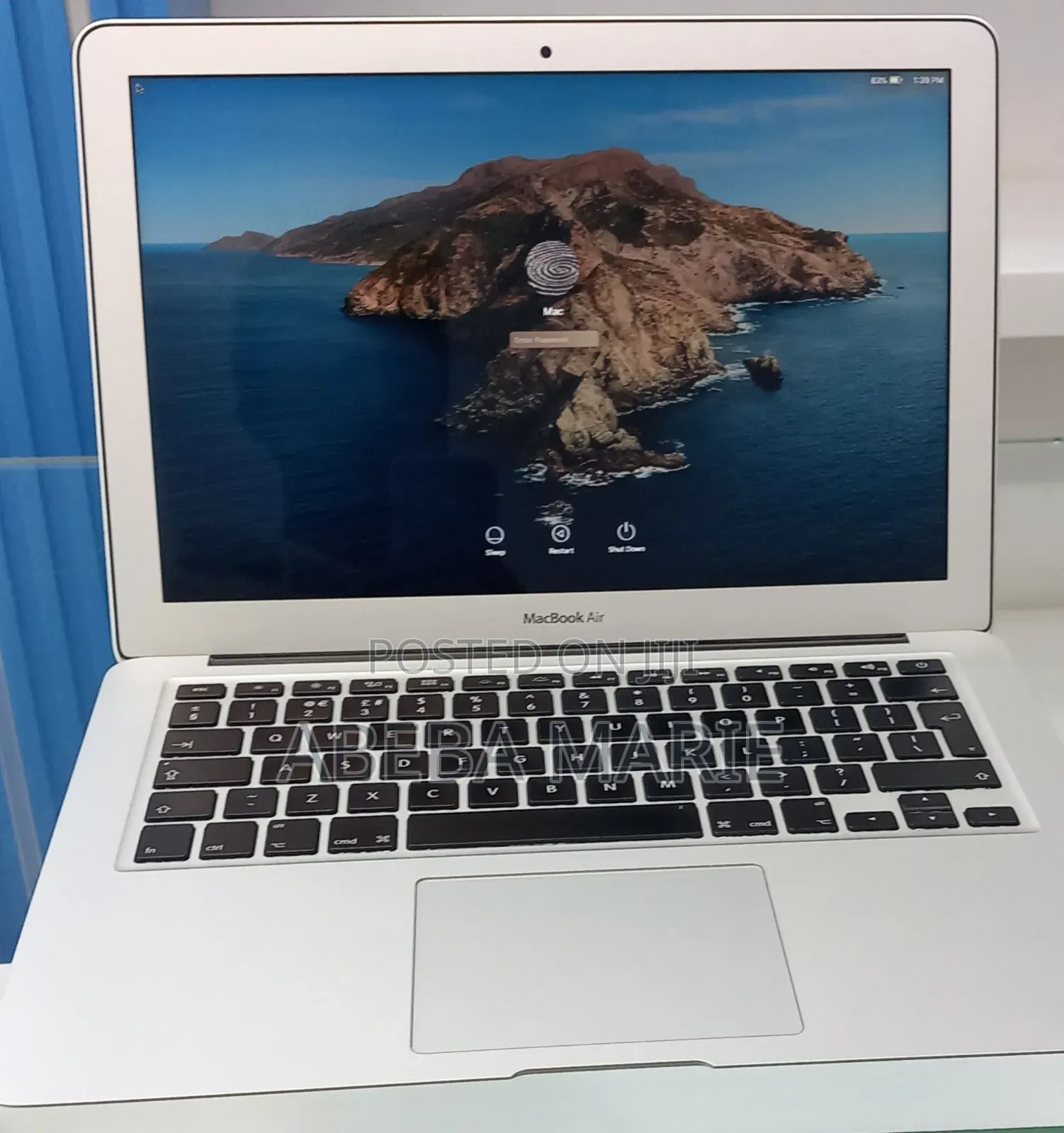 New Laptop Apple MacBook Air 2017 8GB Intel Core i5 SSD 128GB