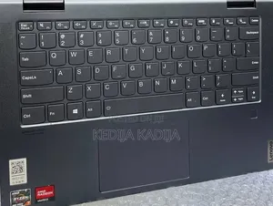 New Laptop Lenovo Yoga 7i 16GB Intel Core i7 SSD 512GB