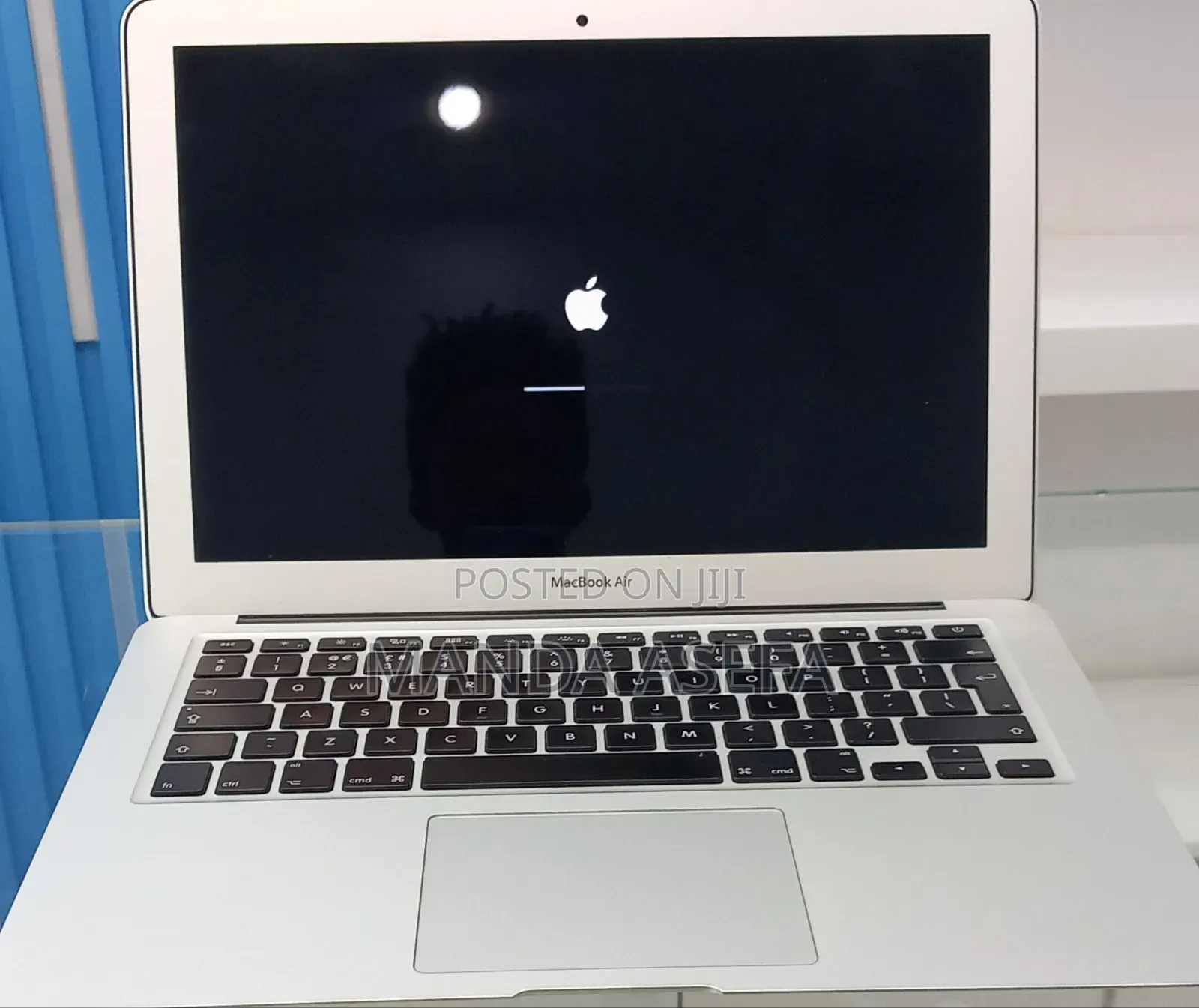 New Laptop Apple MacBook Air 2017 8GB Intel Core i5 SSD 128GB