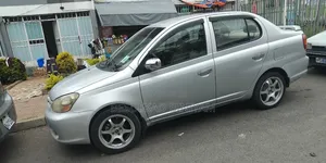 Toyota Platz 2005 Silver