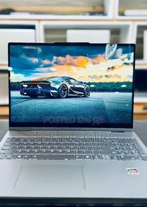 New Laptop Lenovo Yoga 7i 16GB Intel Core i7 SSD 512GB