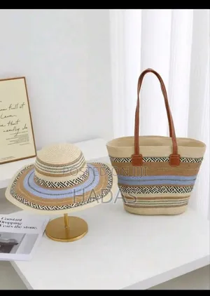 Sraw Bag With Hat