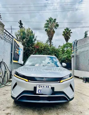 BYD Yuan Up 2025 Blue