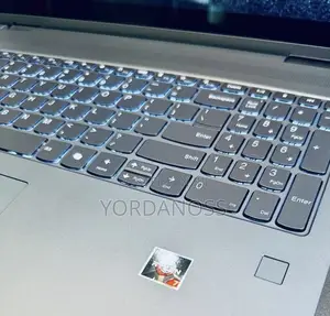 New Laptop Lenovo Yoga 7i 16GB AMD Ryzen 7 SSD 512GB
