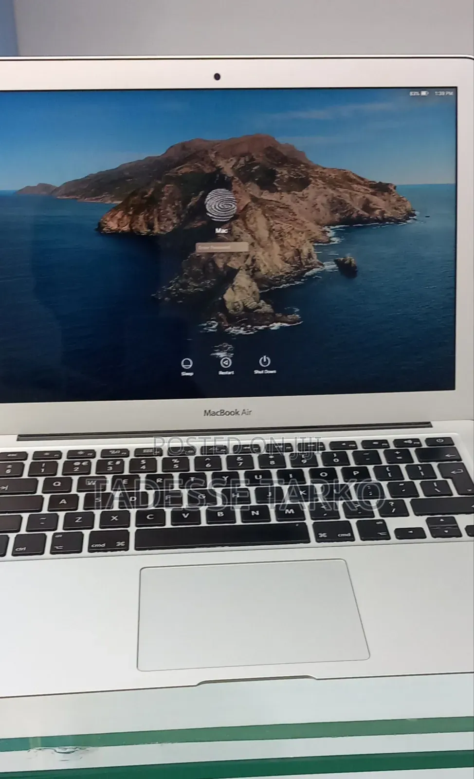 New Laptop Apple MacBook Air 2017 8GB Intel Core i5 SSD 128GB