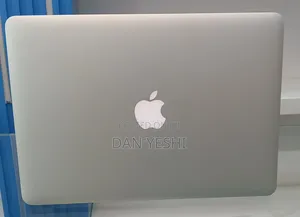 New Laptop Apple MacBook Pro 2017 8GB Intel Core i5 SSD 128GB