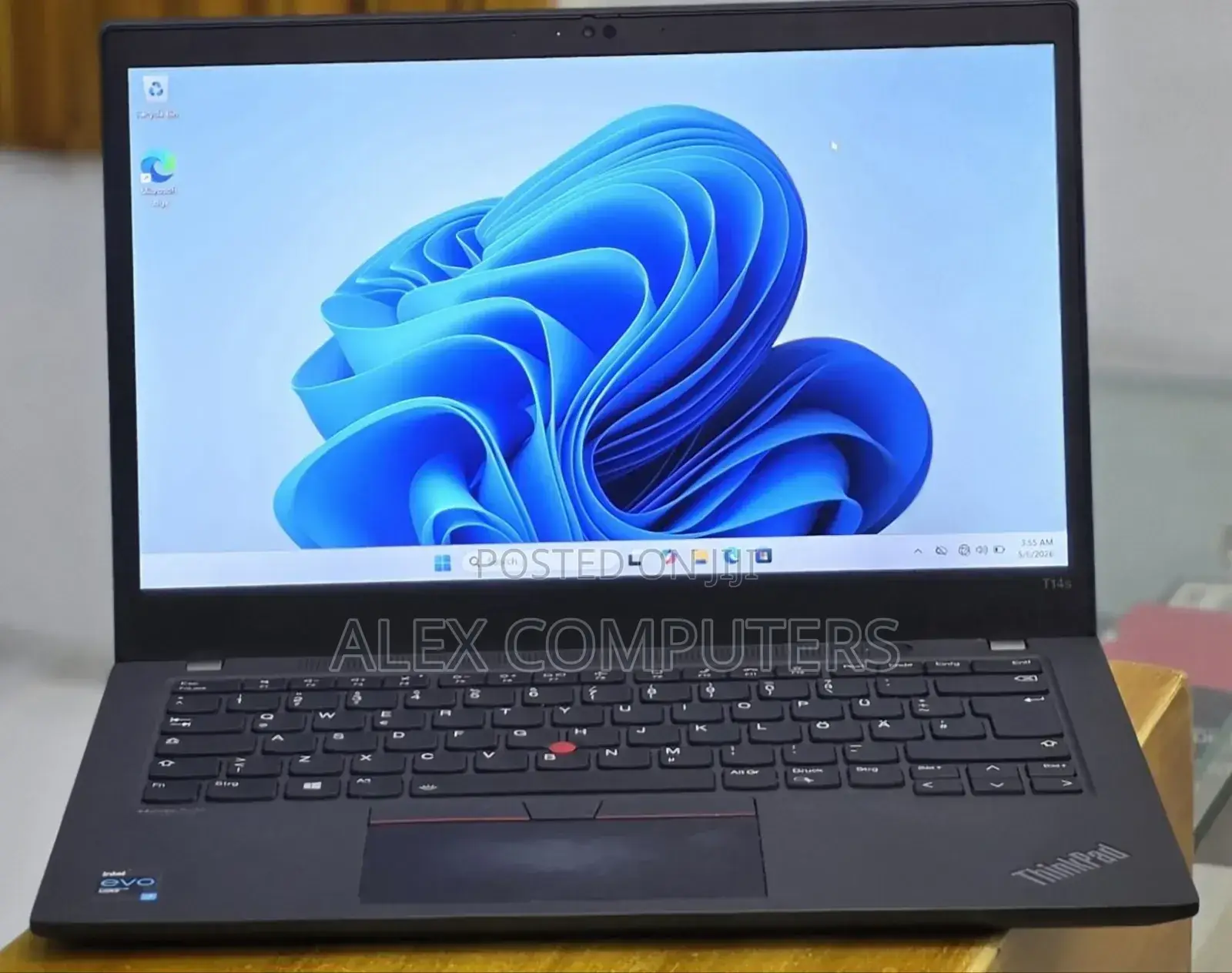 New Laptop Lenovo ThinkPad T14s Gen 2 16GB Intel Core i7 SSD 512GB