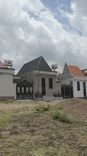 Furnished 5bdrm House in Dukem, East Shewa for sale