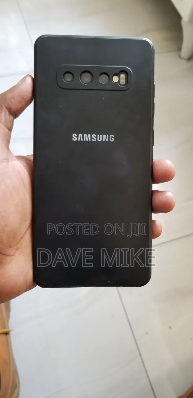 New Samsung Galaxy S10 Plus 128 GB Black