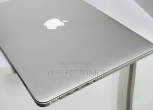 New Laptop Apple MacBook 2013 8GB Intel Core i7 SSD 256GB